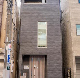 Kita House | Newly Built 4-Bedroom House in Shopping Street, 8-Min Walk from Akabane Station