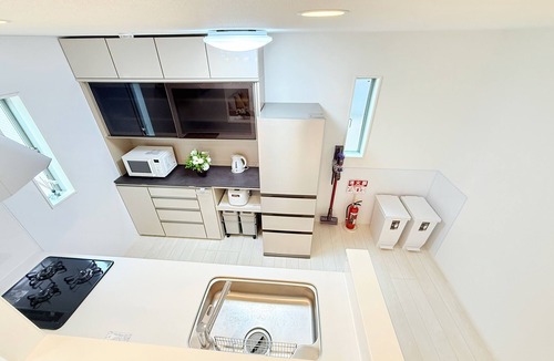 Katsushika House | Newly Built House/Free Parking/Direct to Disney & Airport/12 Pax/3BR