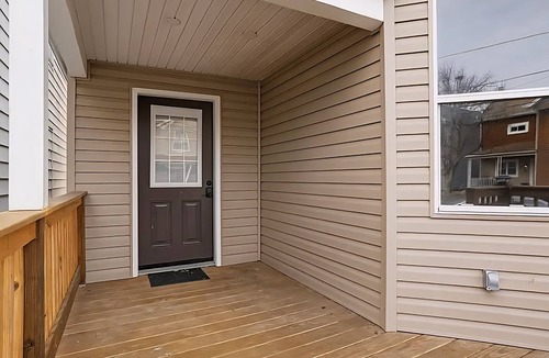 Coraopolis House | NEWLY REMODELED-3bed 2bath Pittsburgh House Mins Away from NFL DRAFT!