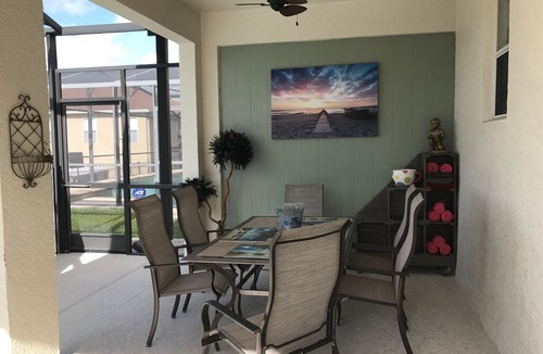 Bella Toscana House | Newly Renovated 4 Bedroom home close to Disney area!