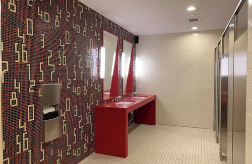 Islington - City Centre West Condo | Newly Renovated beautiful stylish quiet condo