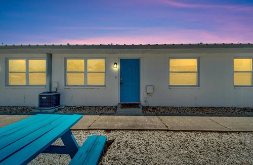 Apollo Beach Condo | Newly Renovated Condo in Apollo Beach !