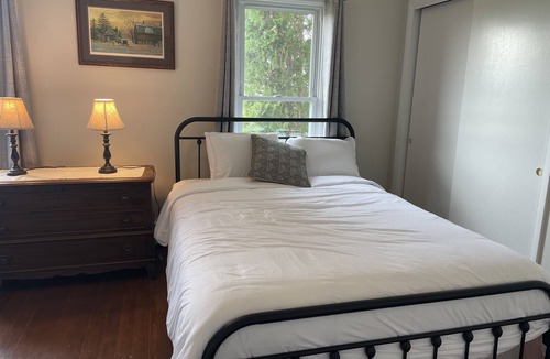 Romulus House | Newly Renovated Farmhouse Finger Lakes