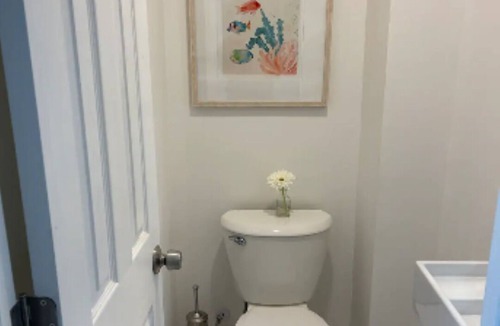 Germantown House | Newly Renovated Luxury Home Away From Home
