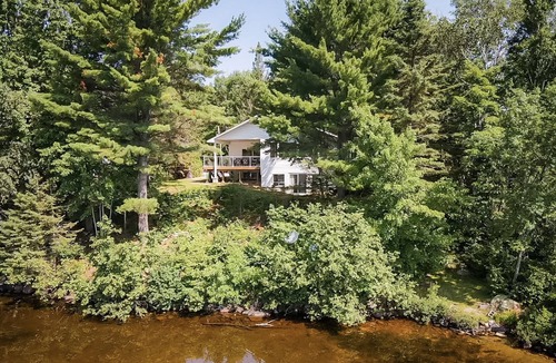 Redbridge House | Newly renovated open concept lake house with beautiful views
