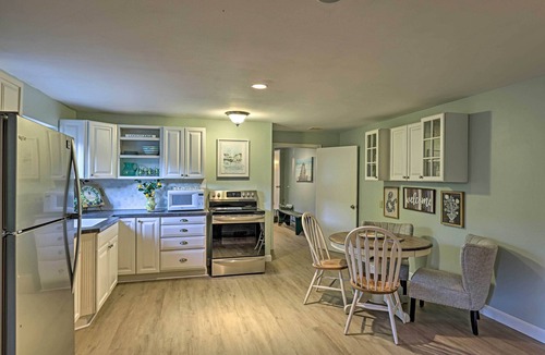 Penn Yan Apartment | Newly Renovated Penn Yan Apartment < 1 Mi to Lake!