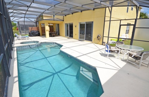 Seasons Villa | Newly updated 6 bedroom pool home in Kissimmee - Spa and games room
