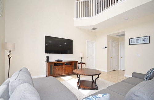 Seasons Villa | Newly updated 6 bedroom pool home in Kissimmee - Spa and games room