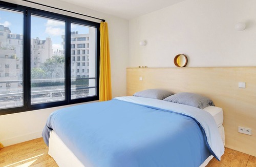 Republique–Point-du-Jour Apartment | Nice quiet 2BDR *Balcon* -Marcel Sembat / Porte de St Cloud -BAIL MOBILITE