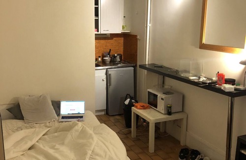 L'Europe Apartment | Nice Studio Ideally located in the 8th Arrondissement