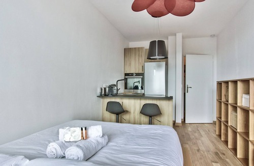 Puteaux Apartment | Nice studio with balcony - Puteaux - Welkeys
