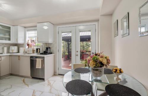 Watertown House | Ninos place