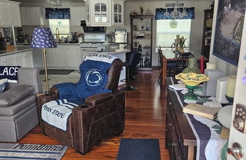 State College House | Nittany Lion Proud 3-bedroom house in Independence Place great for groups