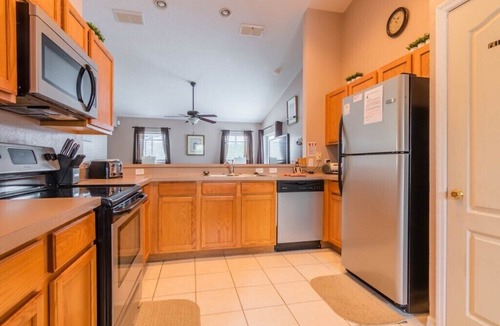 Hillcrest Estates House | No Rear Neighbors - Pool - New Kitchen - Near Disney - Wi-Fi - Hillcrest