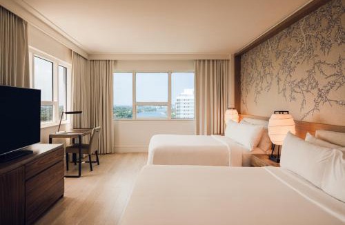 Mid Beach Resort | Nobu Hotel Miami Beach
