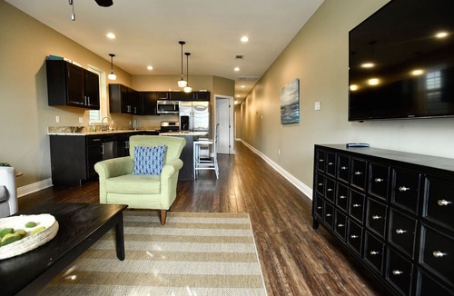 Mid-City Apartment | NolaAllThat Mid City Magic 2 Minutes by Street Car to French Quarter, Superdome