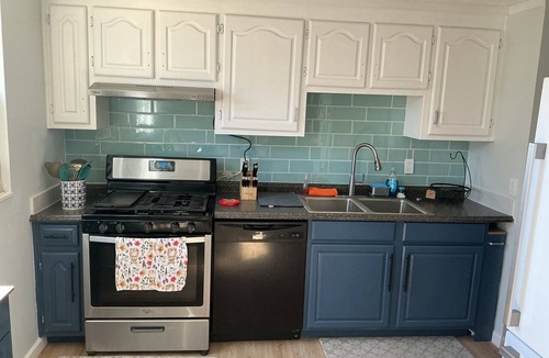 Cranberry Township Apartment | Nomad Hub:Ideal for Long Stays with dedicated Office and Pet friendly.Near shops