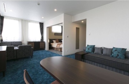 Nakahara Ward House | Nonsmoking New Main Building Corner Suite Room / Kawasaki Kanagawa