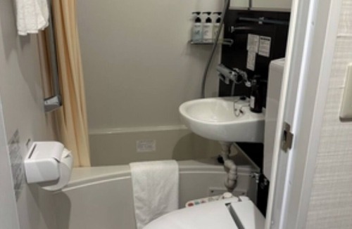 Chuo Hotel | Nonsmoking Room only Double Bed width 140cm/Chuo-ku Tokyo