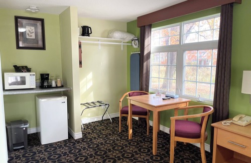North Bay Hotel | North Bay Inn