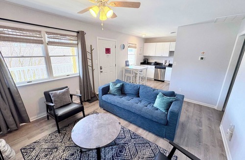 Caine Woods Condo | Northside condo near the beach with private balcony, full kitchen, AC, & W/D