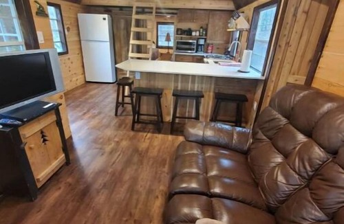 Tyendinaga House | Not your typical cabin in the woods!