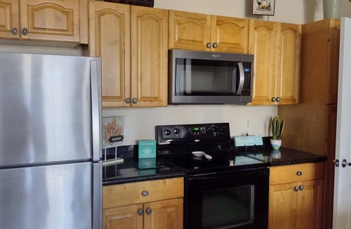 Kissimmee Condo | *NOV 15-23 SALE!* 5 STAR REVIEWS! GREAT PRICES &LOCATION!FREE WIFI & PARKING!