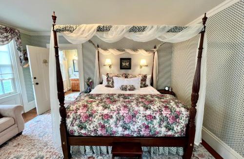 Town of Jerusalem Bed & Breakfast | Oak & Anchor Inn