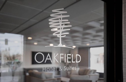 Rochester Hotel | Oakfield Hotel & Suites Rochester, an Ascend Collection Hotel