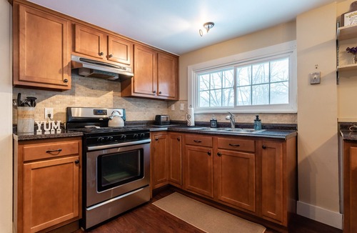 Fly Creek House | Oaks Creek Estates-2 Houses ON Oaks Creek!7.6toCDP