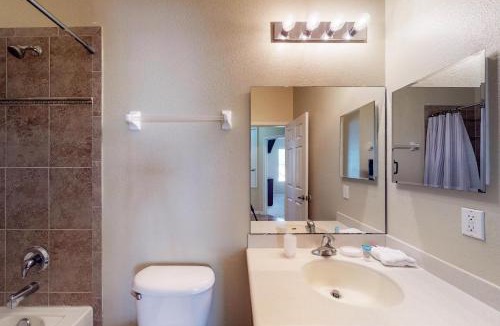 West Kissimmee Apartment | Oakwater Resort