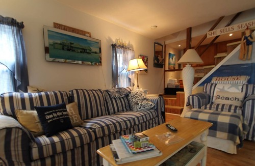 Point Pleasant Beach Cottage | OCE144 - Adorable Beach Side Cottage with 2 car parking!