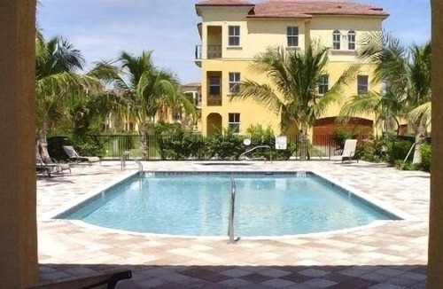 Hutchinson Island South Villa | Ocean Bay Villas on Hutchinson Island Florida