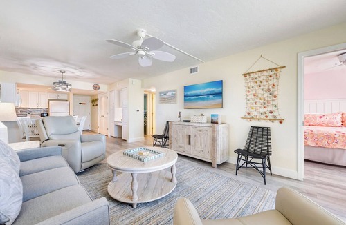 Sanibel Condo | OCEAN'S REACH 1A3: Corner Unit, 3rd Floor, All Amenities Open!