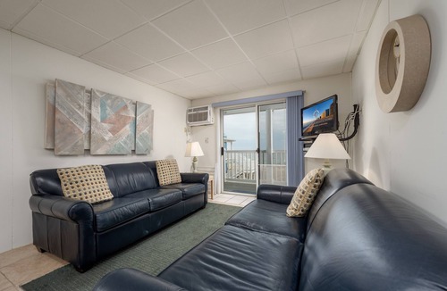 Midtown Ocean City Condo | Oceanfront condos with 3 night minimum rentals and linens included!
