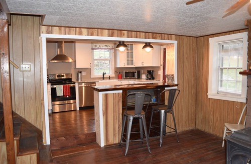 Ohiopyle House | Ohiopyle Farmhouse that borders Ohiopyle State Park