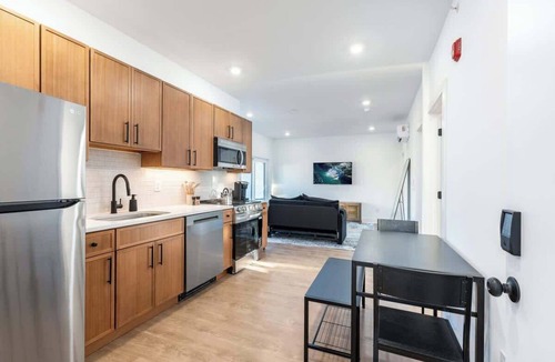 Old City Apartment | Old City - Luxury Waterview Penthouse The Heritage