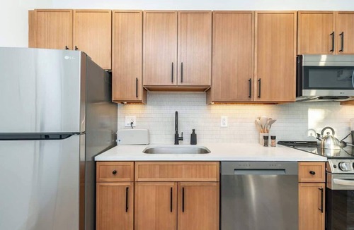 Old City Apartment | Old City - Luxury Waterview Penthouse The Heritage