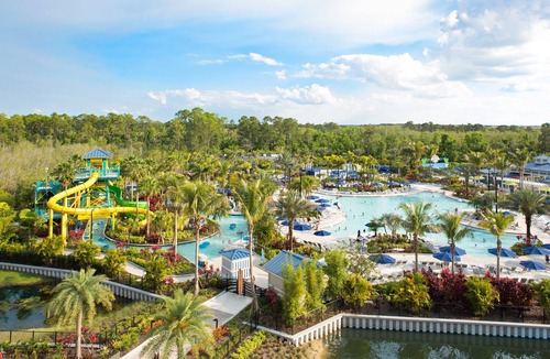 Four Corners Condo | On-Site Water Park | Shuttle to Disney World