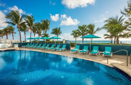 Sunny Isles Beach Resort | On the Ocean - Marenas Ocean View Apartment