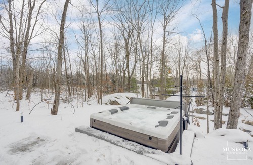 Severn House | On the pristine shores of Gloucester Pool in the heart of Muskoka.