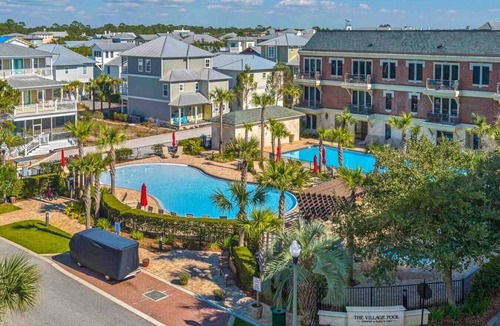 Seacrest Beach Condo | One Bedroom, 620 Sq Ft, Seacrest Beach, Free Bikes