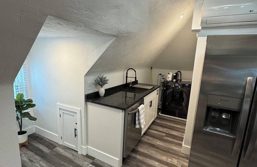 Butler Apartment | One of the oldest houses in Butler, with an updated vibe.
