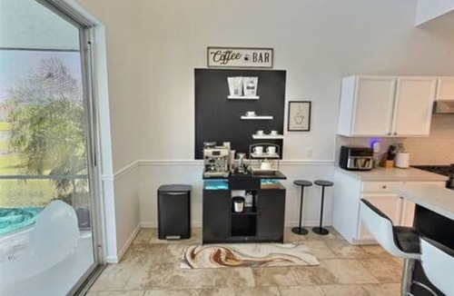 Crescent Lakes House | One-Story Retreat · Heated Pool Orlando