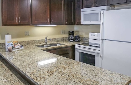 Daytona Beach Hotel | One Suite Unit w/King Bedroom | Outdoor Pool Access | Free Parking