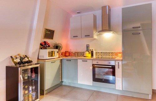 Coupvray Apartment | One Thousand and One Nights Suite - 4P near Disneyland P.