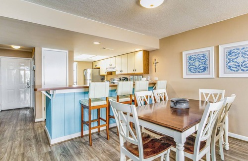 Orange Beach East Condo | Orange Beach Bayfront Condo - Boat Slips - 2 Pools - Bay Views - 2BR Sleeps 6