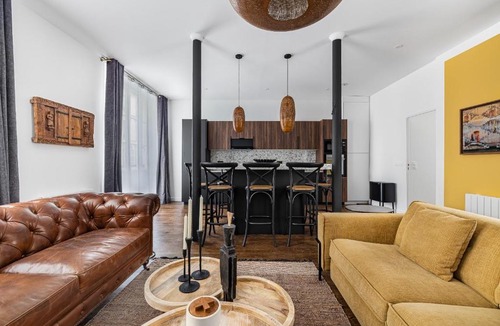 Quartier Saint-Ambroise Apartment | Orient Express