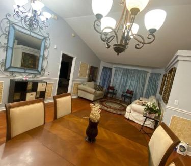 Orlando House | Orlando 4 bedroom Family Retreat