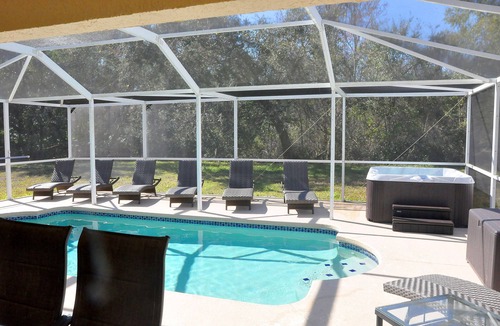 Thousand Oaks Villa | Orlando BeachHouse ❤️ Expanded pool deck & HotTub Recent renos, close to Disney!